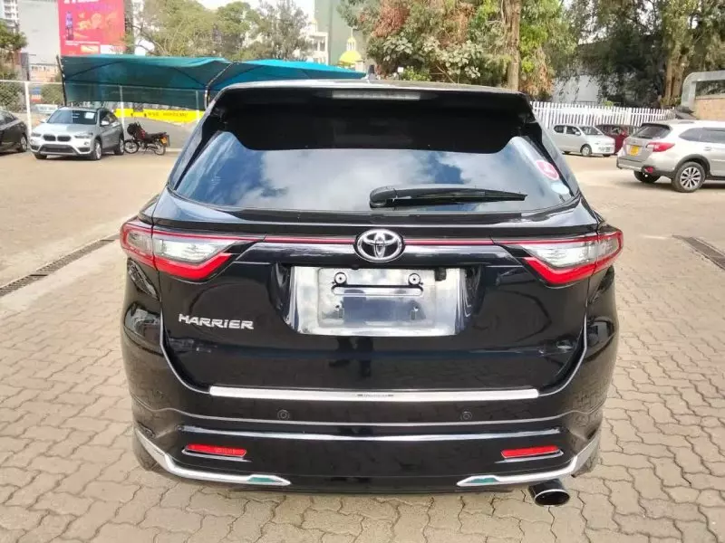 Toyota Harrier   - 2018