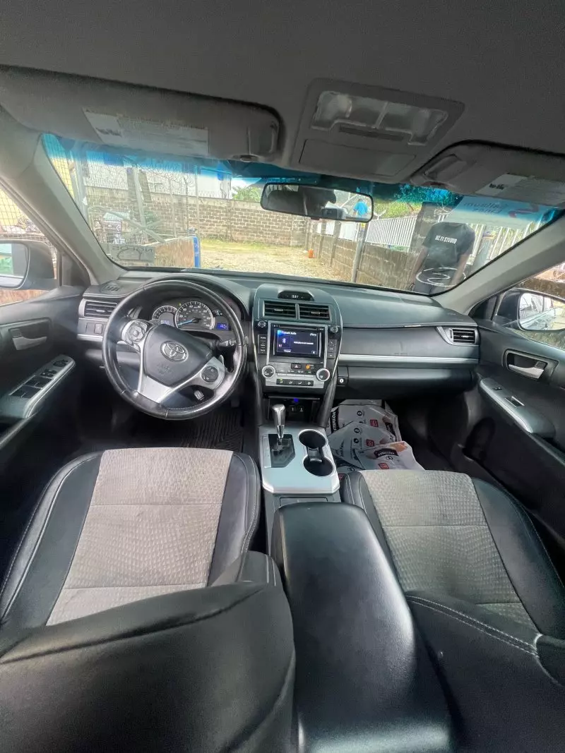 Toyota Camry   - 2013