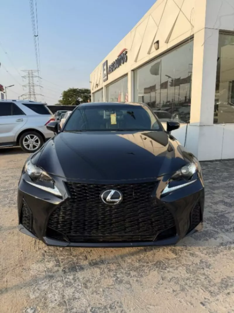 Lexus IS   - 2014