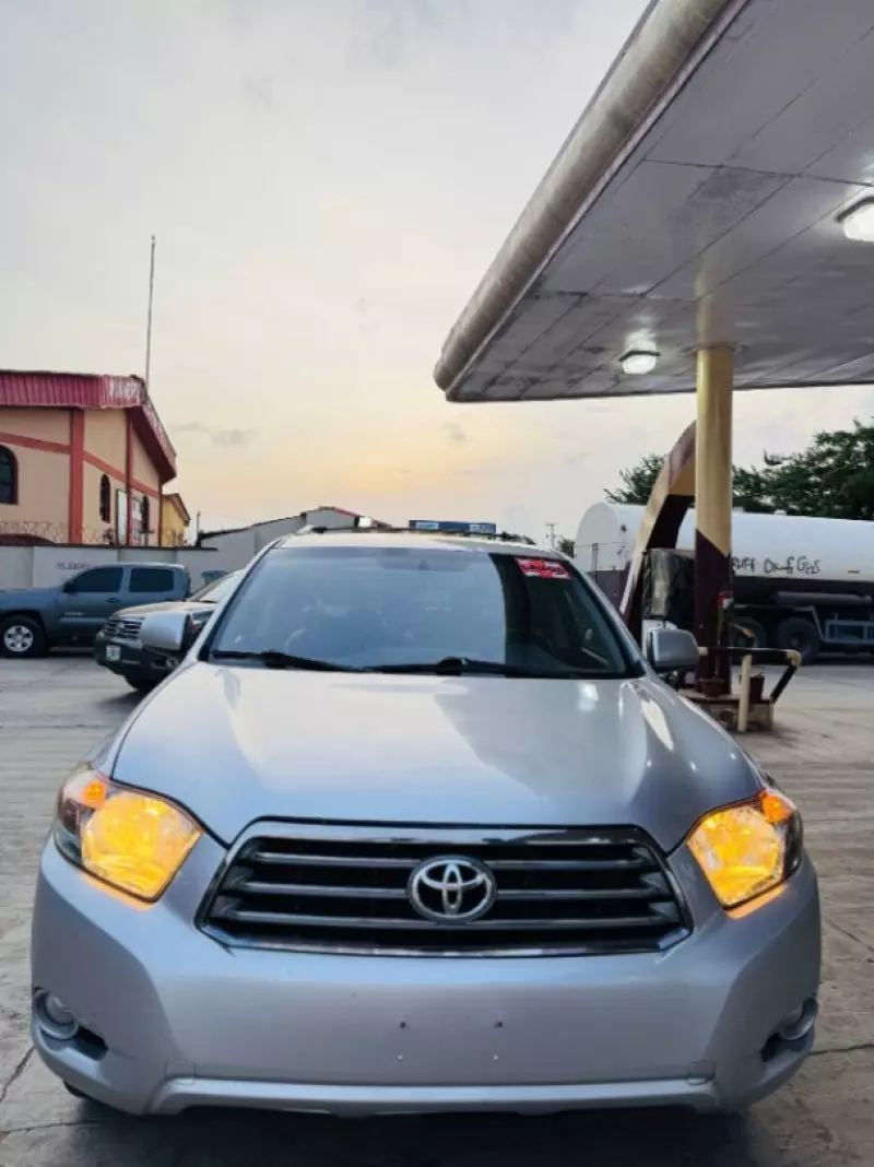 Toyota Highlander   - 2008