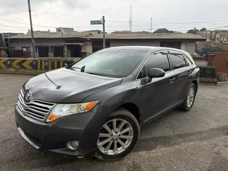Toyota Venza   - 2010