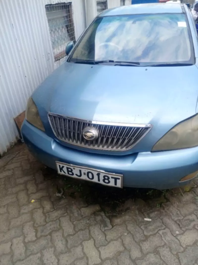 Toyota Harrier   - 2003