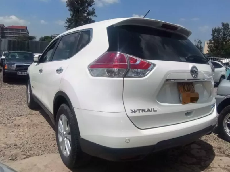 Nissan X-Trail   - 2016