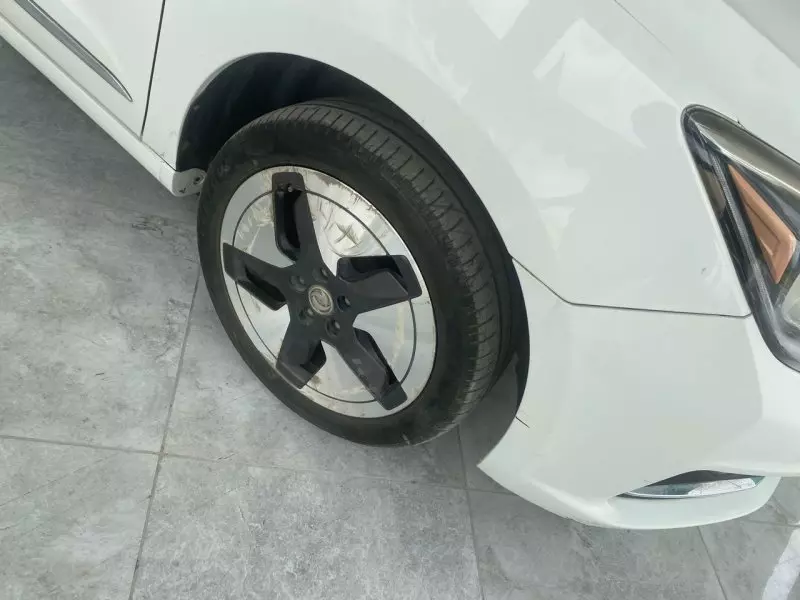 DONGFENG Aeolus E70   - 2020
