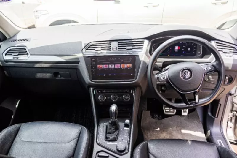 Volkswagen Tiguan   - 2018