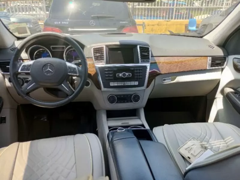 Mercedes-Benz ML 350