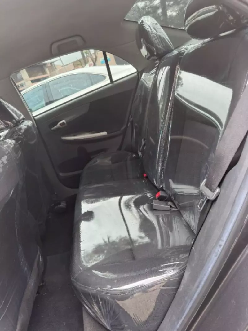 Toyota corolla   - 2012