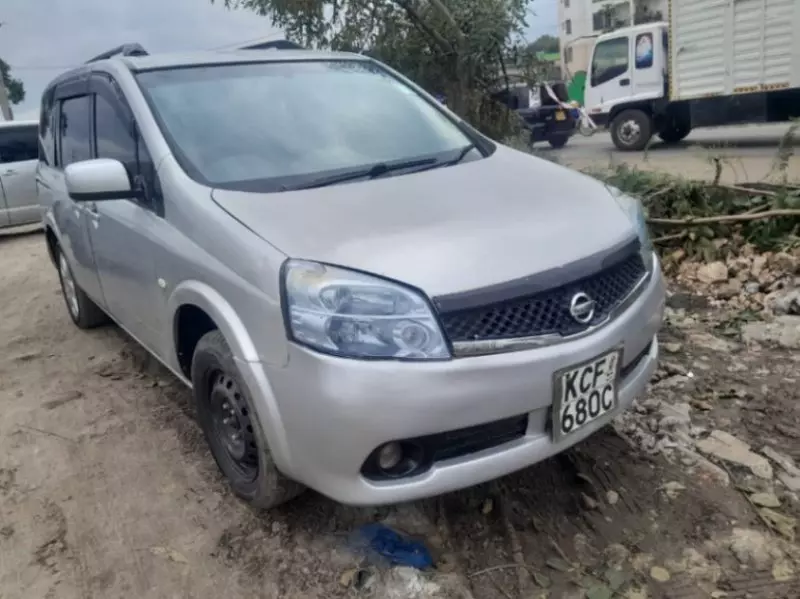 Nissan Lafesta    - 2006