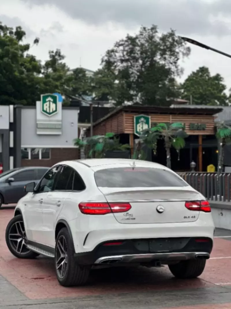 Mercedes-Benz GLE 43 AMG   - 2017