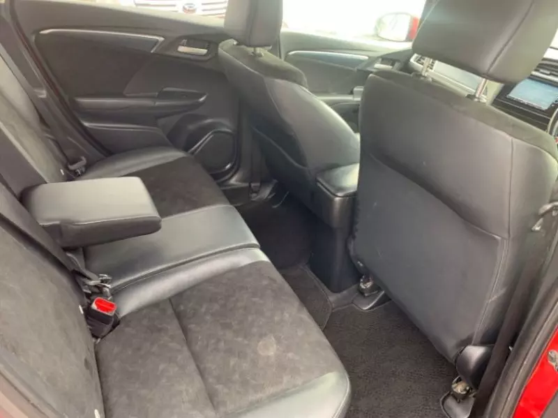 Honda Fit shuttle hybrid   - 2018