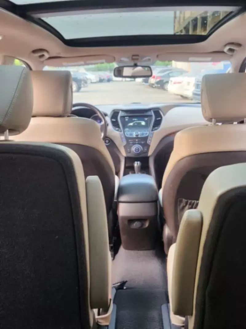 Hyundai Santa Fe   - 2013