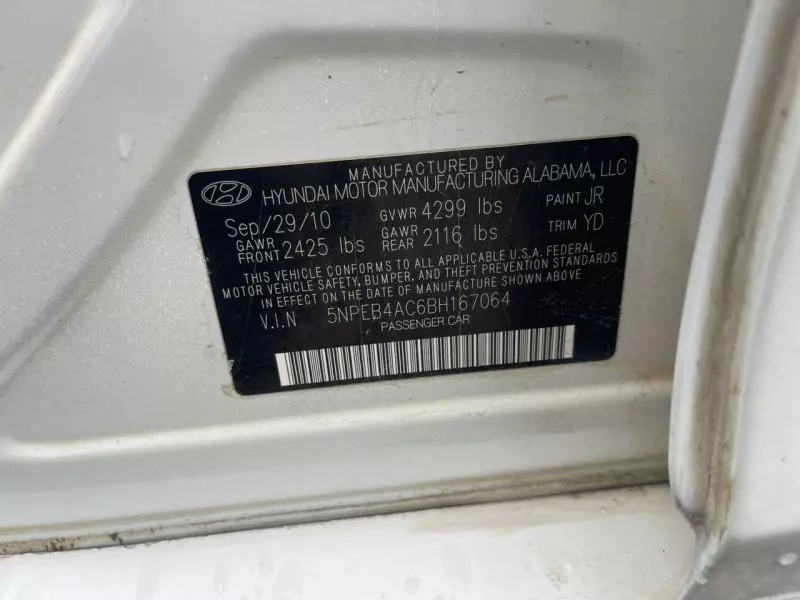 Hyundai Sonata   - 2012