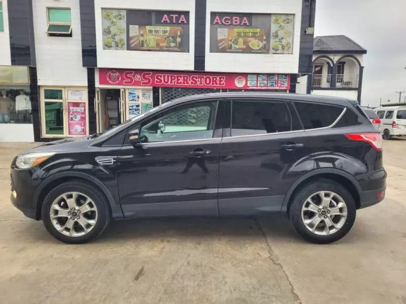Ford Escape   - 2014