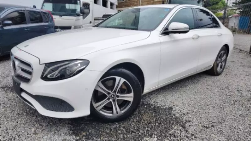 Mercedes-Benz E-class - 2018