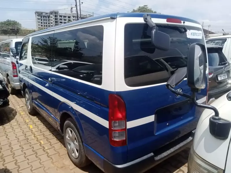 Toyota Hiace   - 2014