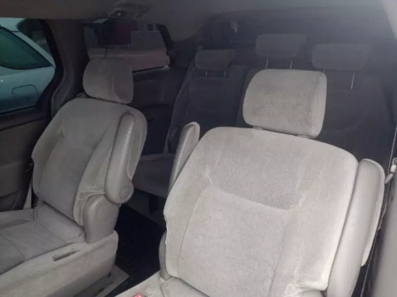 Toyota Sienna   - 2006