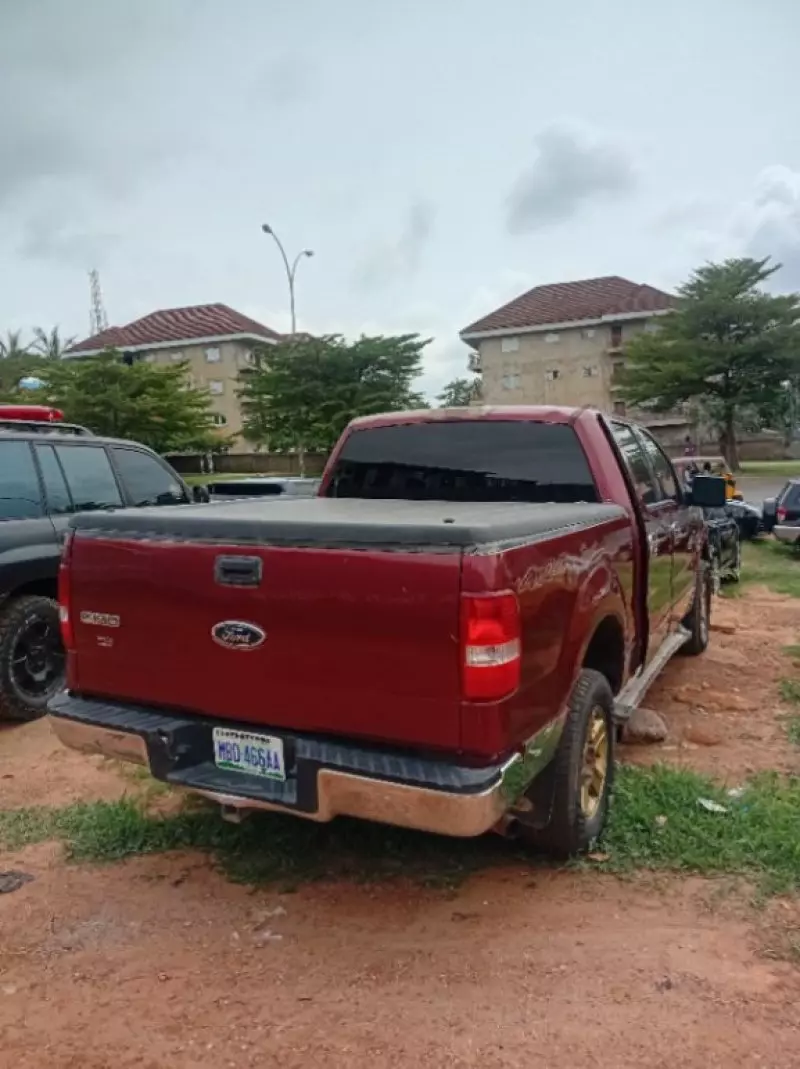 Ford F-150   - 2004