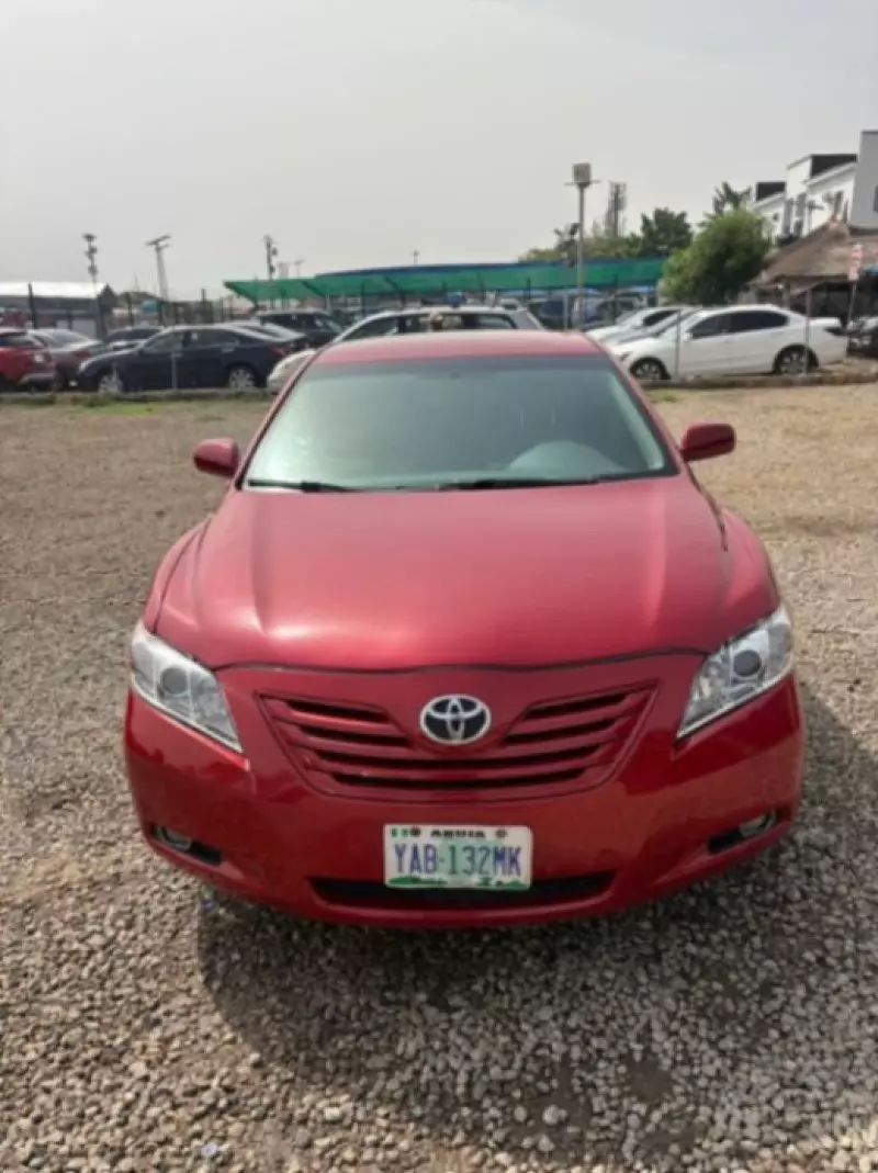 Toyota Camry   - 2008