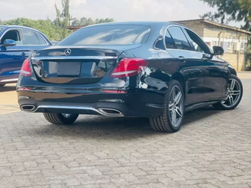 Mercedes-Benz E 200   - 2018