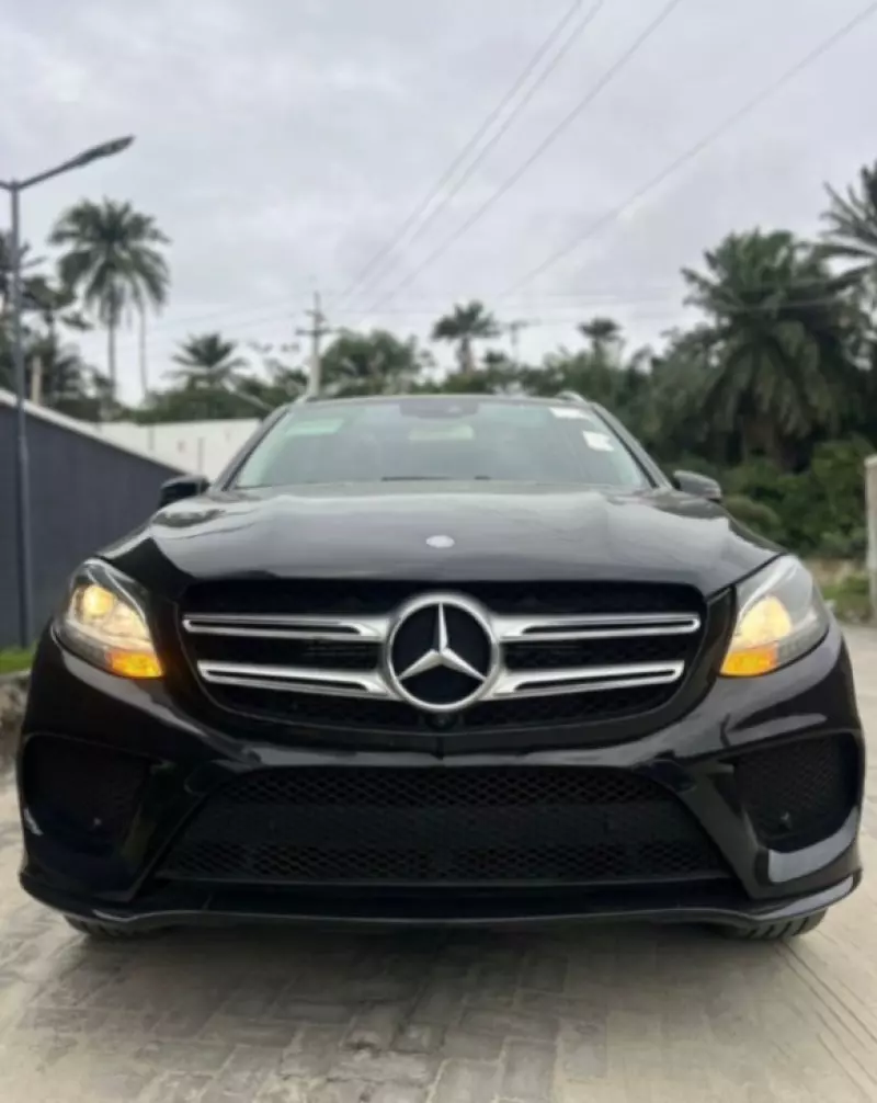 Mercedes-Benz GLE 350 - 2017