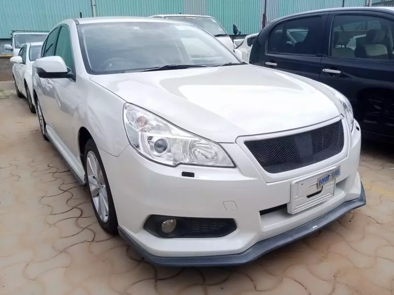 Subaru Legacy   - 2012
