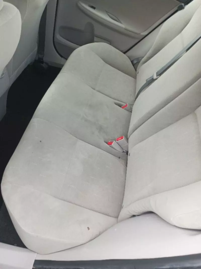 Toyota corolla   - 2012