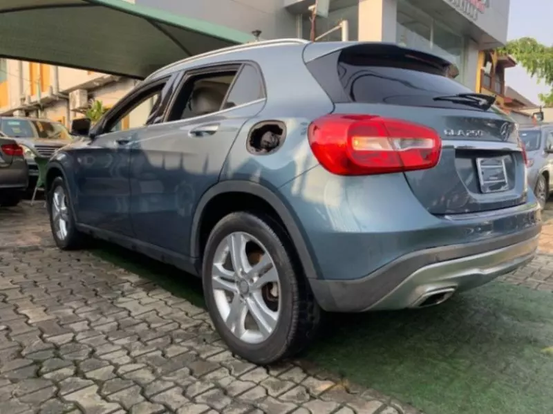 Mercedes-Benz GLA-Class