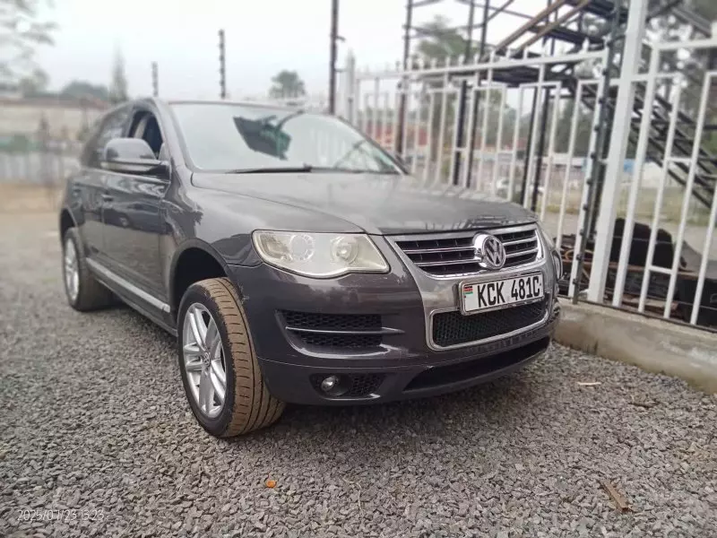 Volkswagen Touareg   - 2009