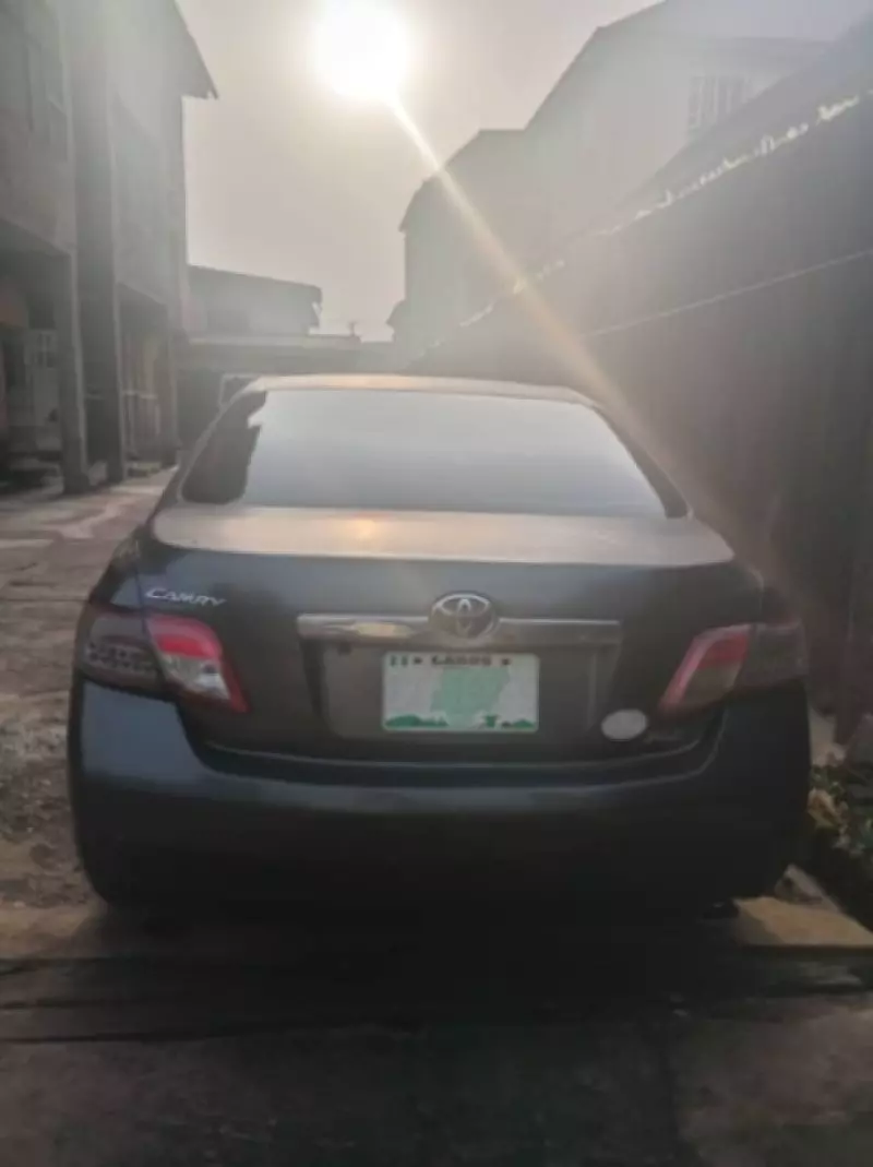 Toyota Camry   - 2007