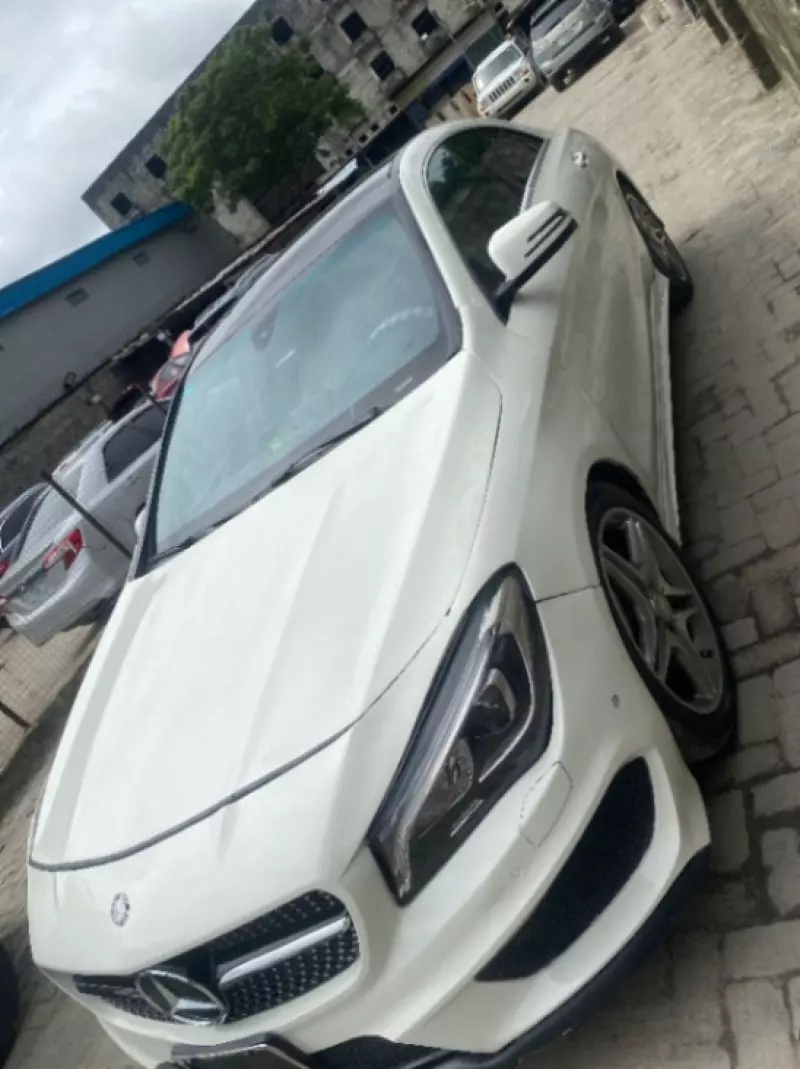 Mercedes-Benz CLA 250   - 2014