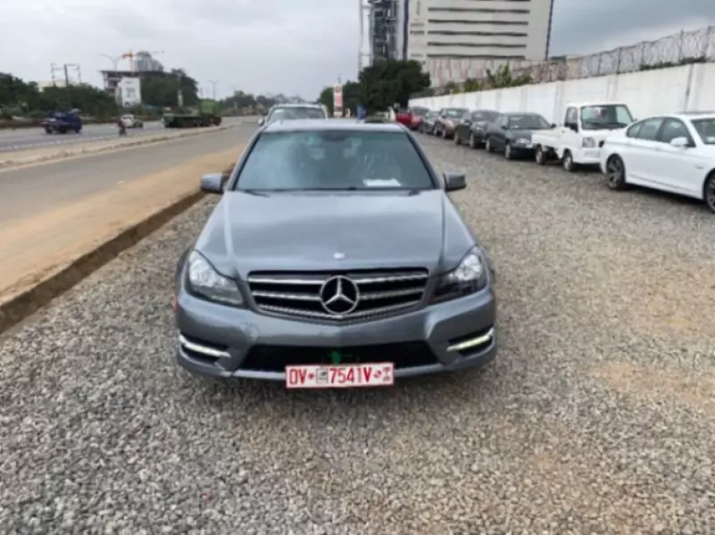 Mercedes-Benz 250   -