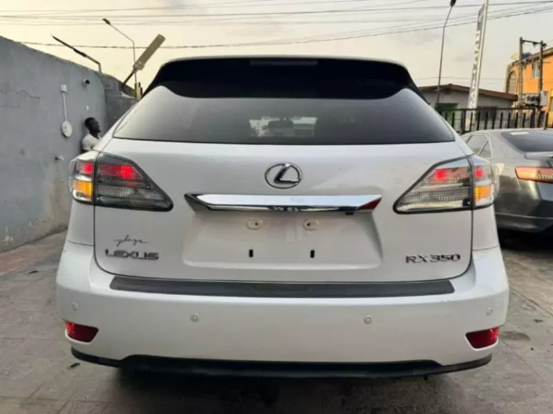 Lexus RX 350   - 2010