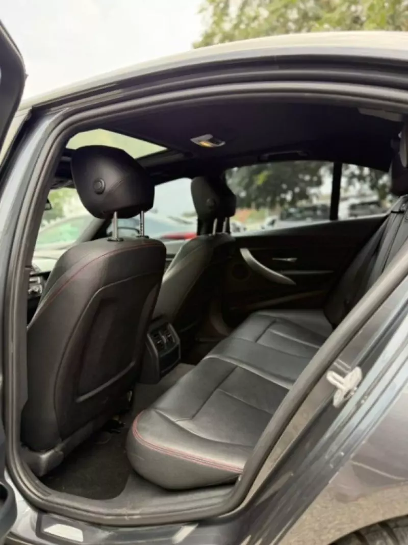 BMW 328i   - 2015