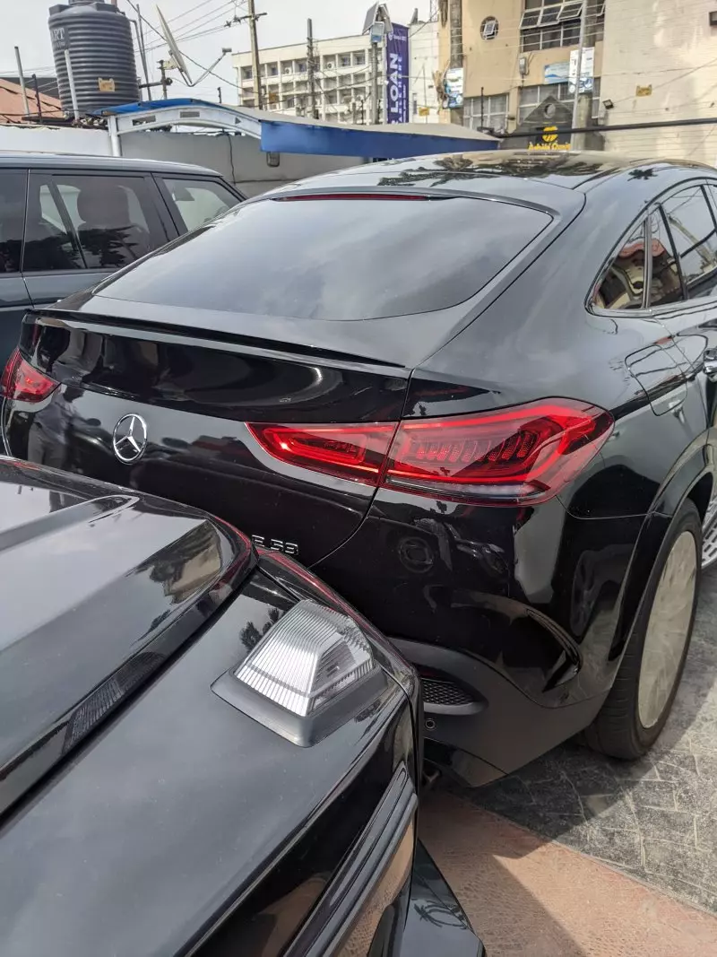 Mercedes-Benz GLE 53 AMG   - 2021