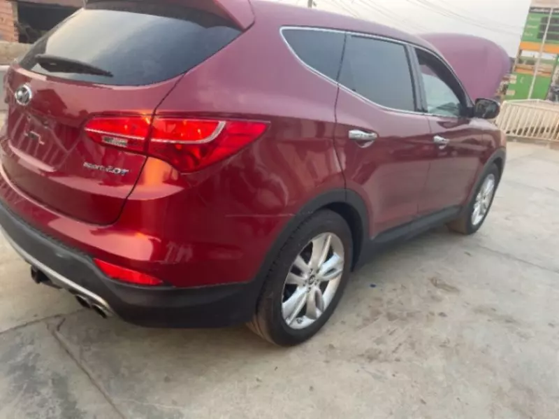 Hyundai Santa Fe Sport   - 2013
