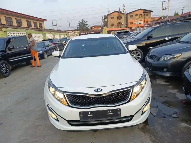 KIA K5