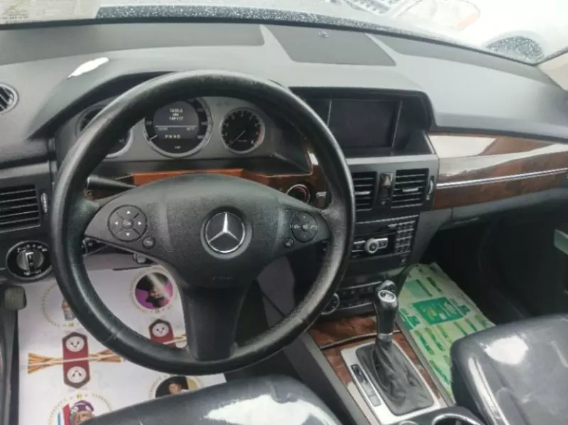 Mercedes-Benz GLK 350   - 2010