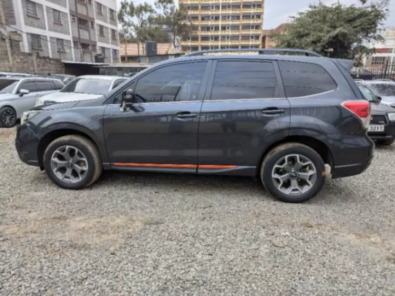 Subaru Forester   - 2017