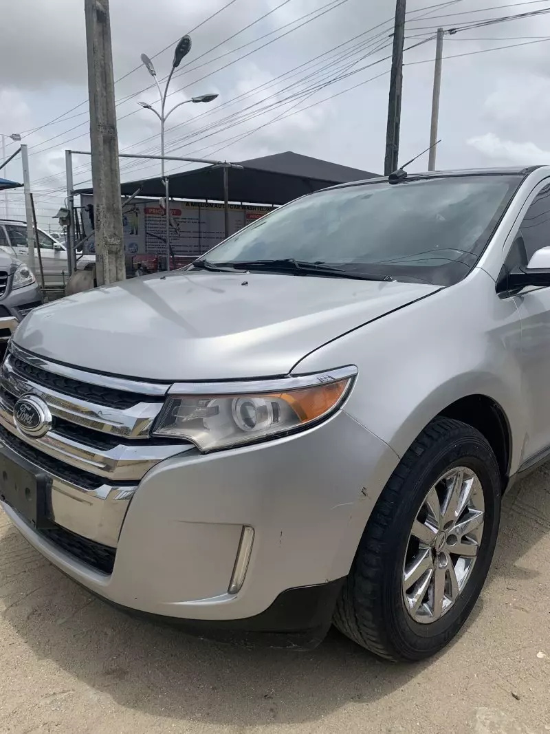 Ford Edge   - 2013