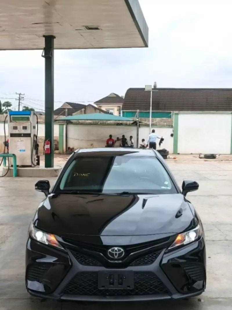 Toyota Camry   - 2019