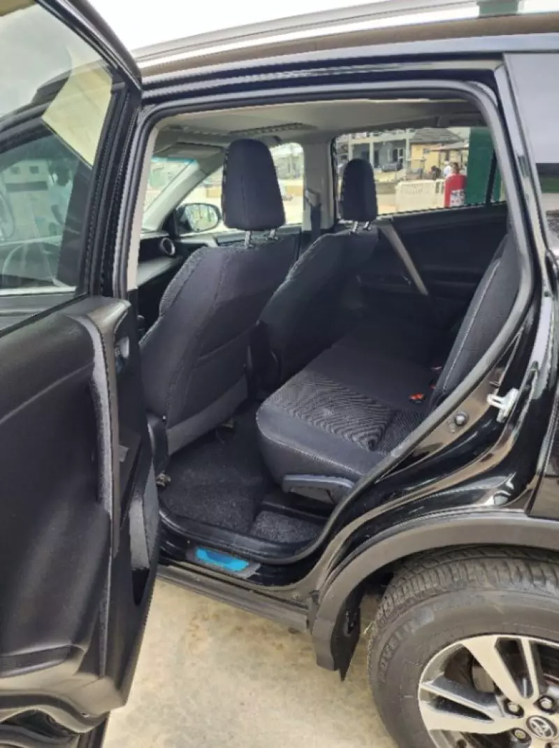 Toyota Rav4   - 2016