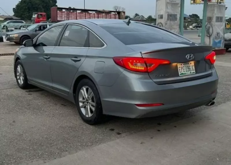 Hyundai Sonata   - 2015