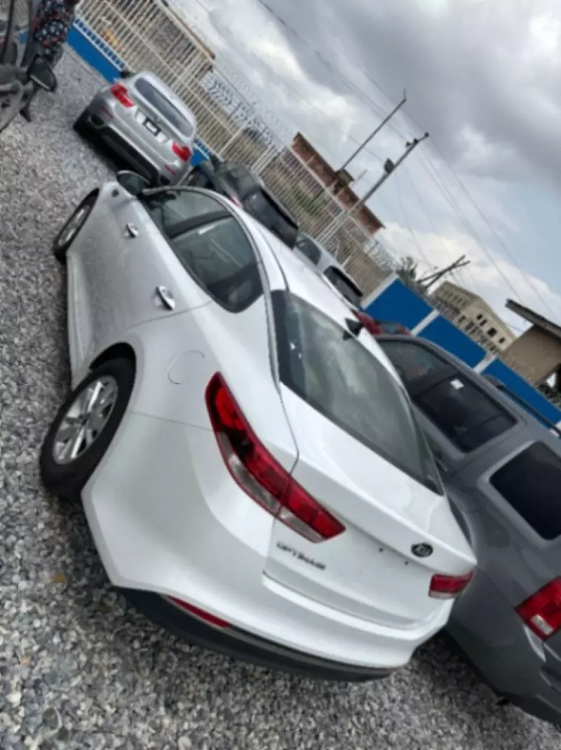 KIA Optima   - 2016