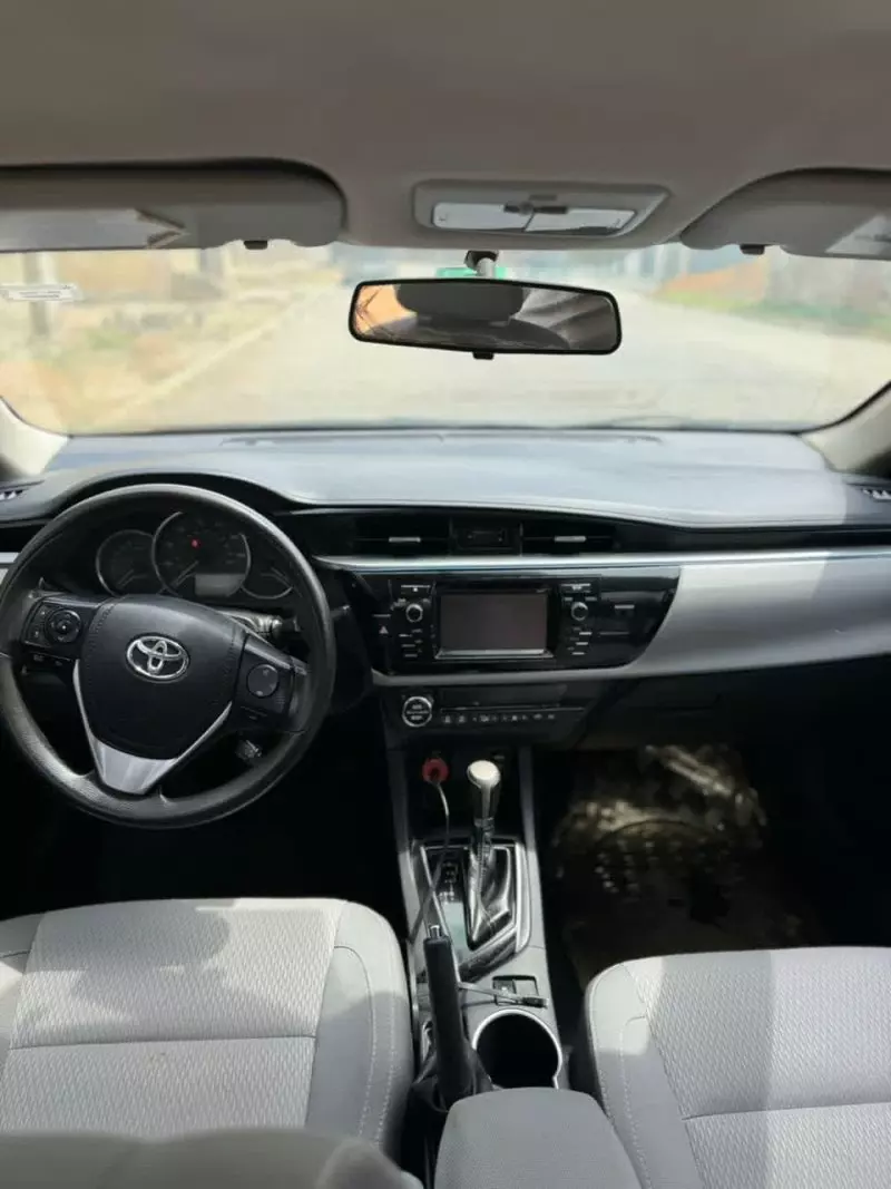 Toyota Corolla   - 2014