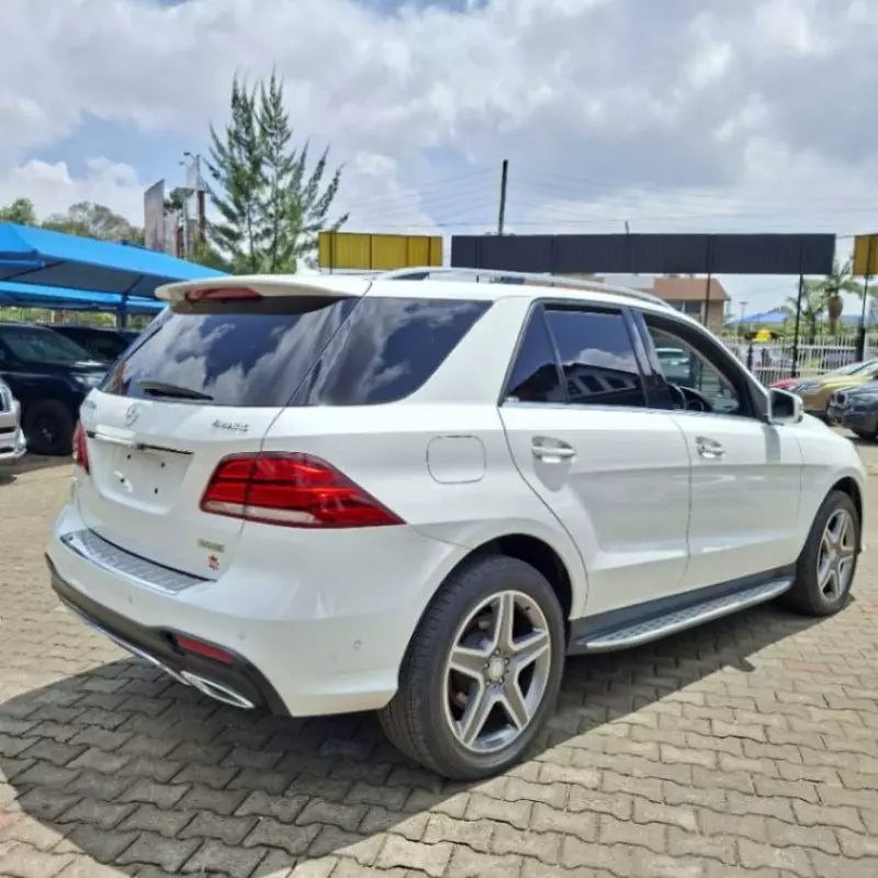 Mercedes-Benz GLE 350