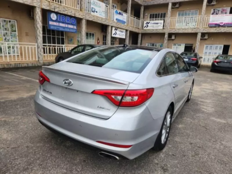 Hyundai Sonata - 2015