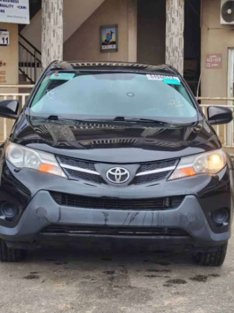 Toyota RAV4   - 2014
