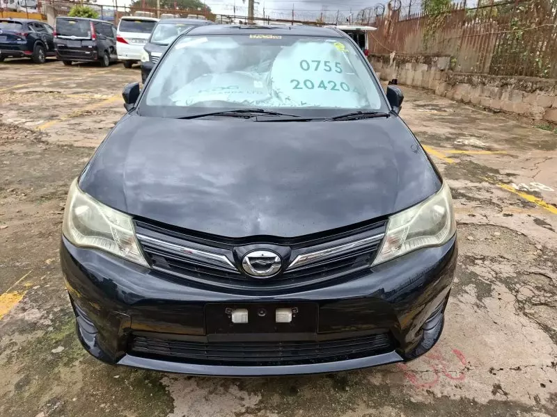 Toyota Fielder - 2012