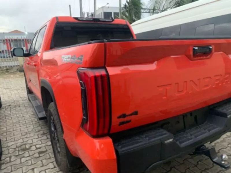 Toyota Tundra   - 2024