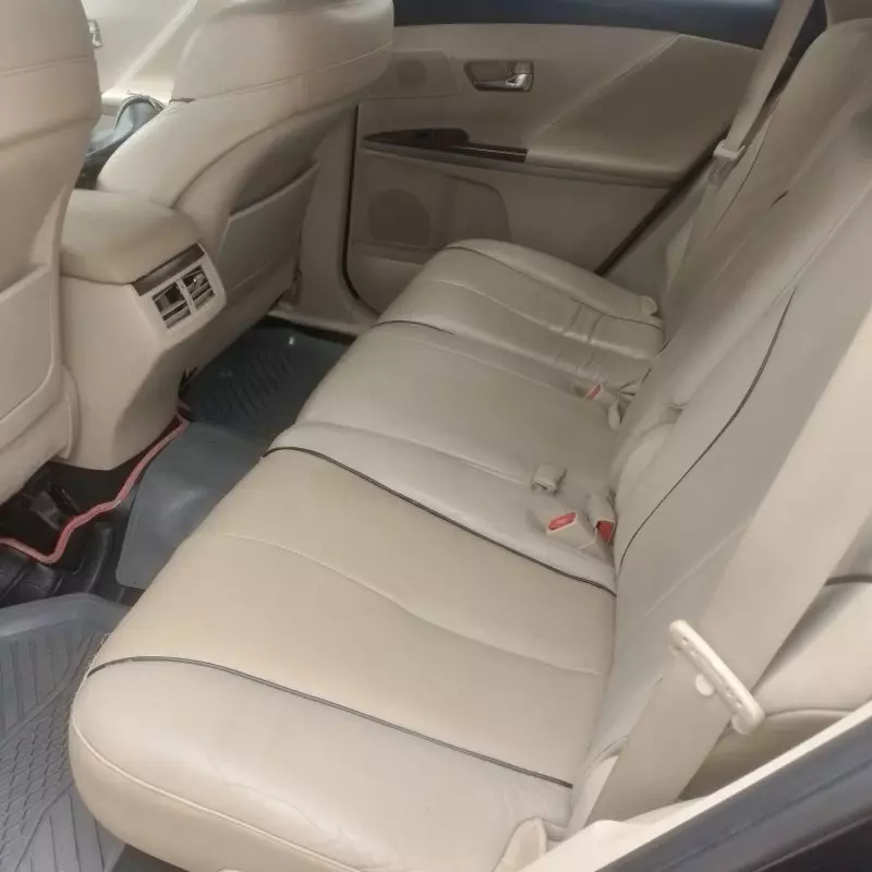 Toyota Venza   - 2011
